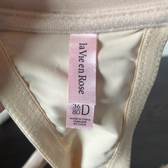 La Vie En Rose Front Clasp Nude Bra - Picture 3 of 3